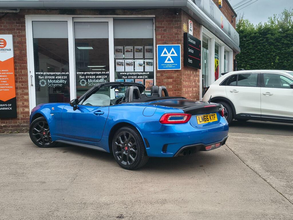 Abarth 124 Spider 1.4 Multiair Convertible Euro 6 LM66KTF Blue #2