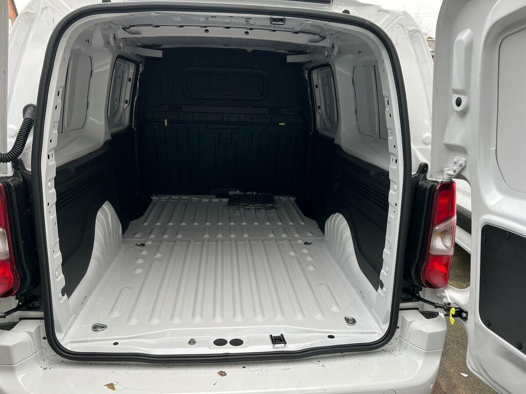 Fiat Doblo 1.5 Multijet3 1000Kg L2 Euro 6 Ss 6Dr White #2