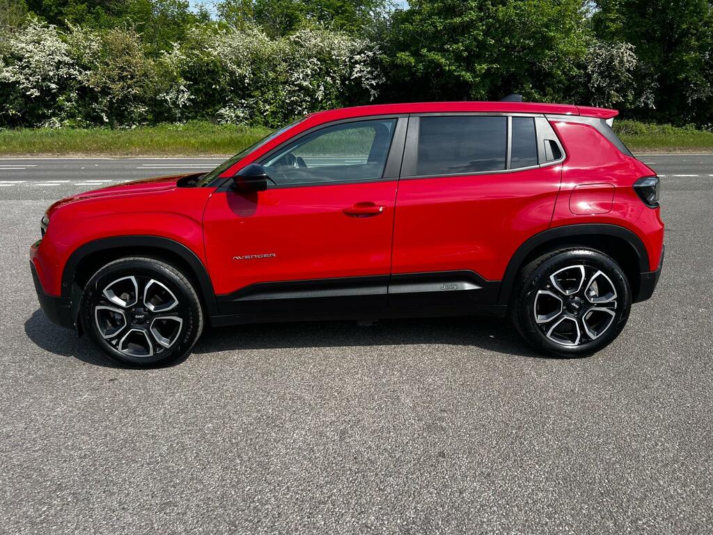 Jeep Avenger 1.2 Summit Euro 6 Ss FL25OEC Red #4