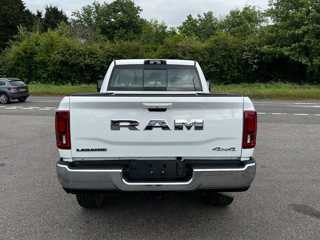 Dodge RAM 2500 Laramie 6.7 Cummins High Output White #5