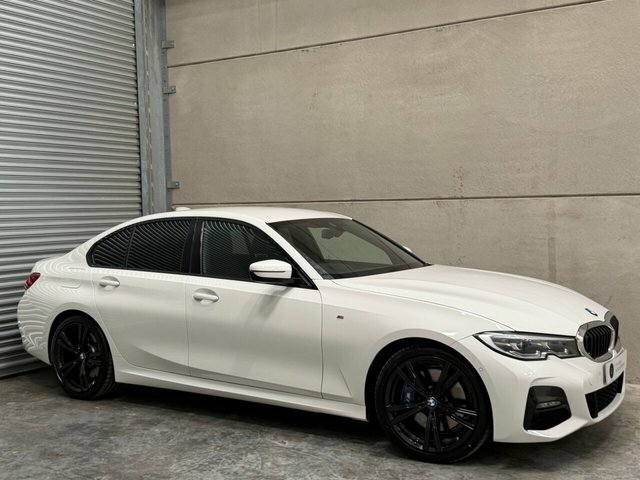 BMW 3 Series 330I M Sport Saloon EO71XTV White #2