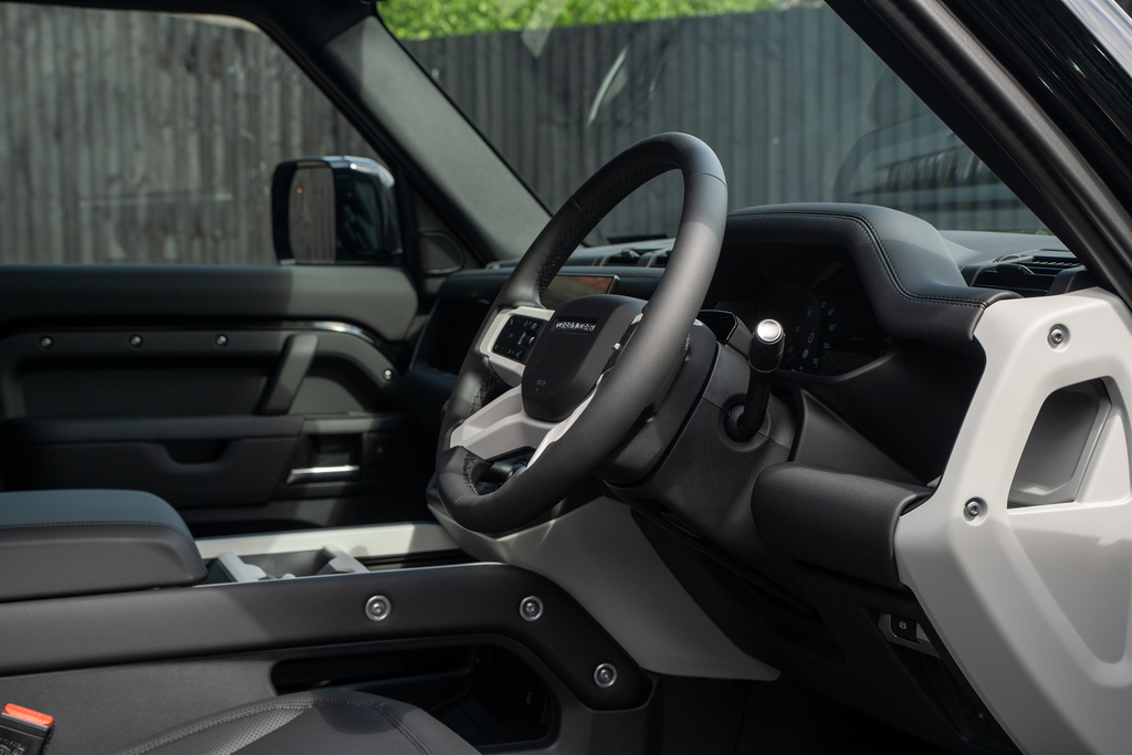Land Rover Defender 110 3.0 D250 Mhev X-dynamic Se Hard Top Suv  Black #5