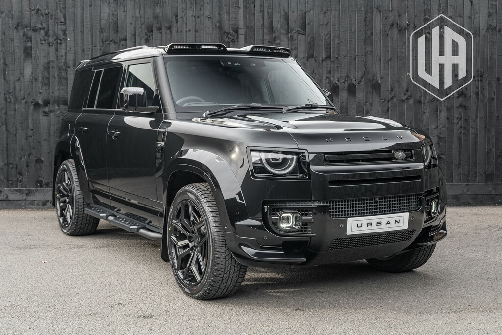 Land Rover Defender 110 3.0 D250 Mhev S Hard Top Suv 4Wd M Black