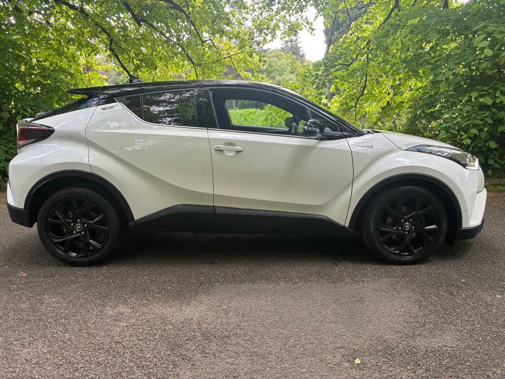 Toyota C-Hr 1.8 Vvt-h Dynamic Cvt Euro 6 S S EA68APX White #4