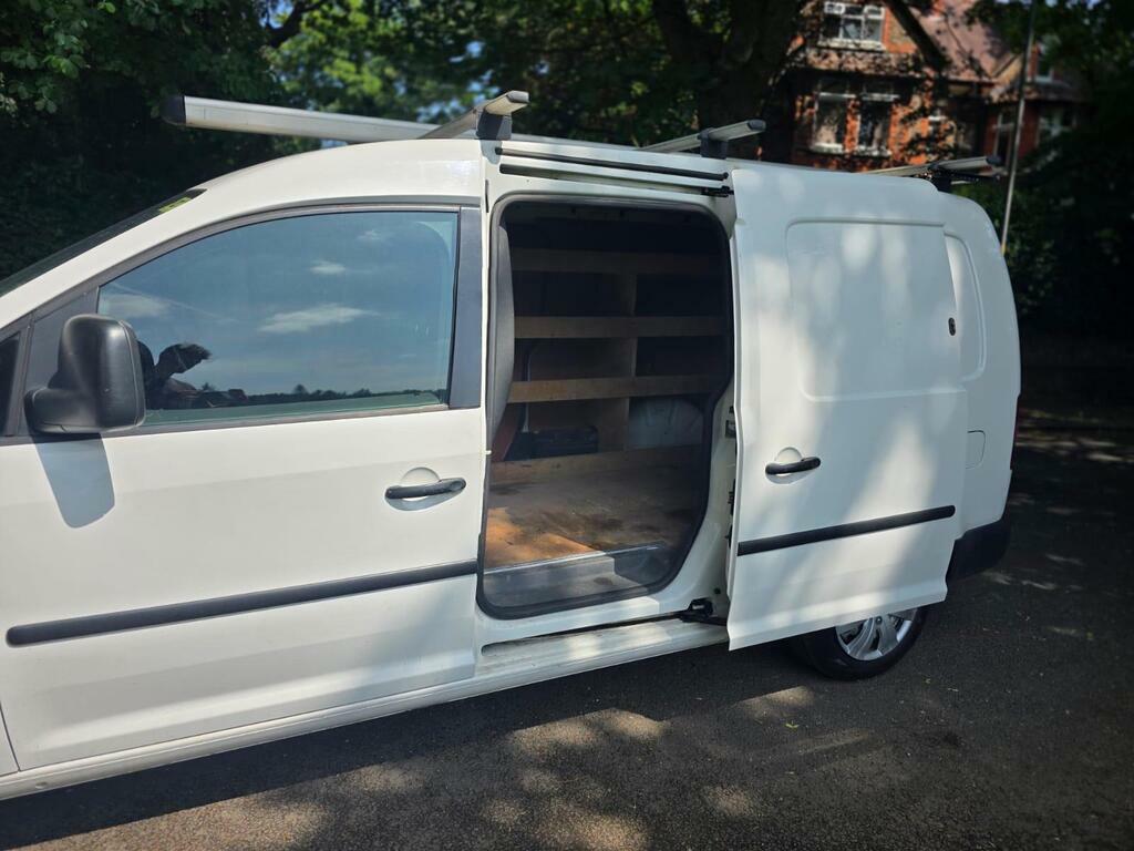Volkswagen Caddy Maxi 1.6 Tdi Bluemotion Tech C20 Maxi Startline Fwd White #2