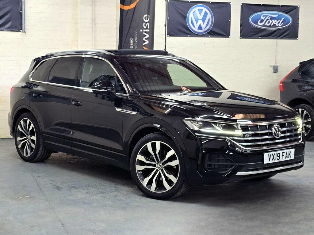 Volkswagen Touareg Suv 3.0 Tdi V6 R-line Tech Tiptronic 4Motion Euro VX19FAK Black #4