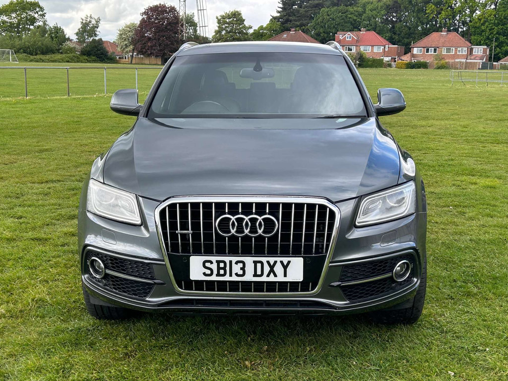 Audi Q5 S Line Tfsi Quattro 4Wd  #2