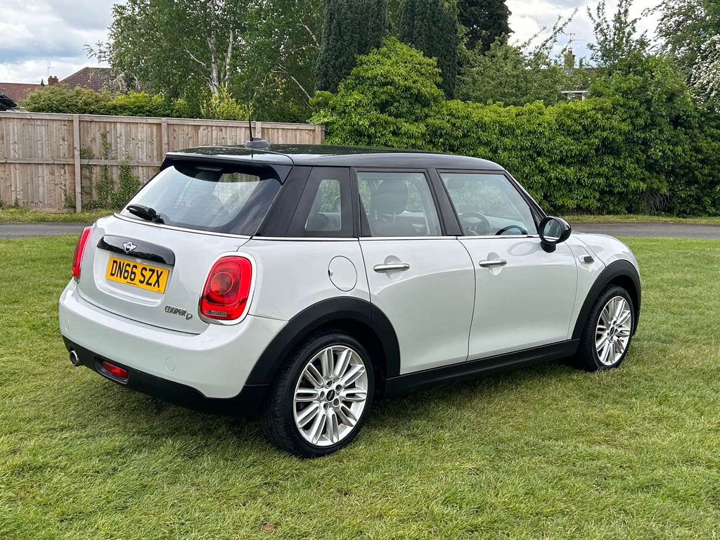 Mini Hatch Cooper D DN66SZX #5