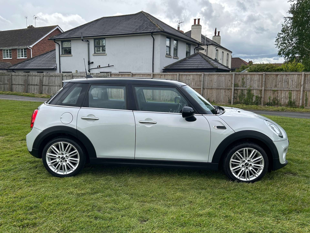 Mini Hatch Cooper D DN66SZX #4