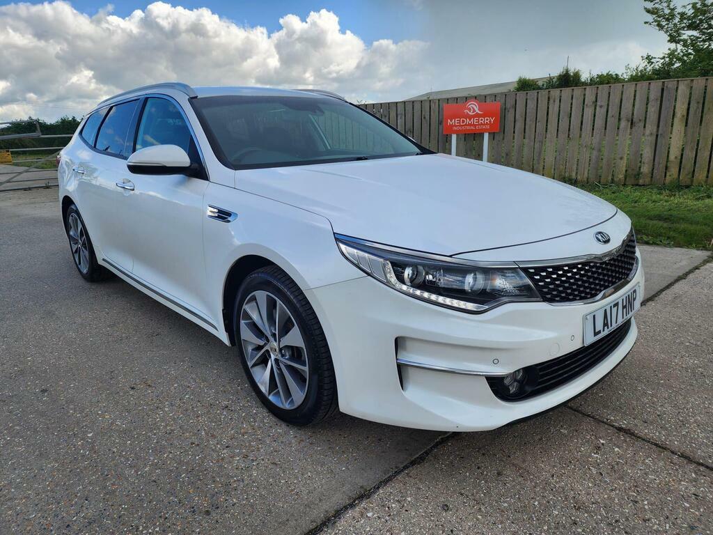 Kia Optima 1.7 Crdi 3 Sportswagon Euro 6 S S White
