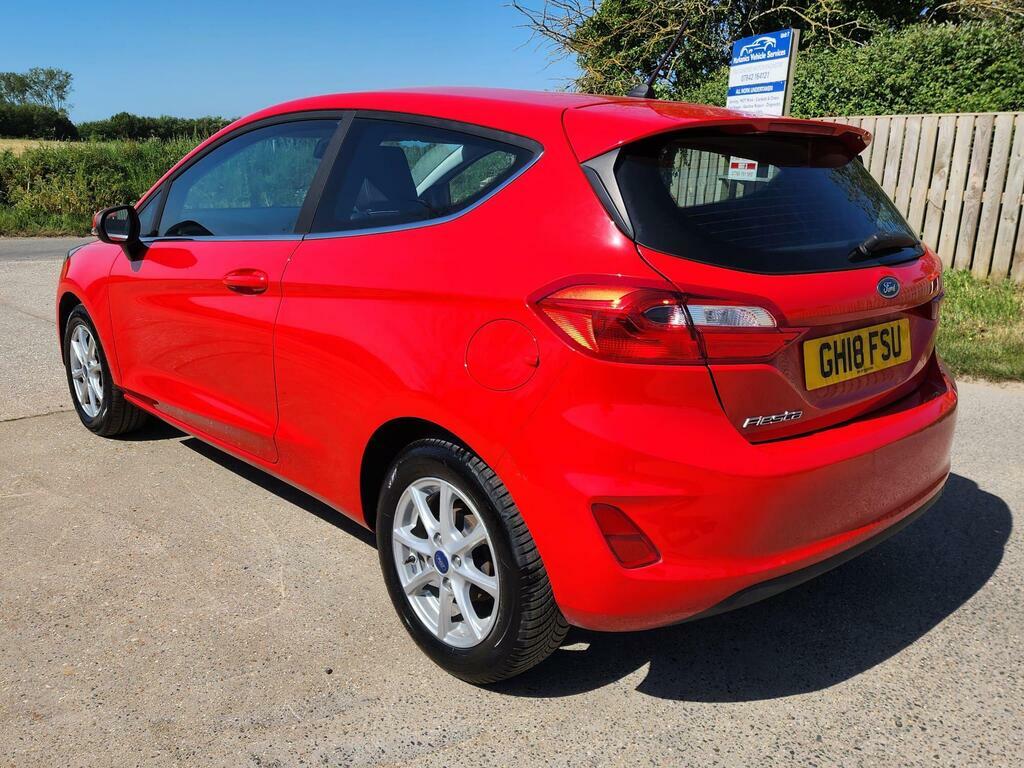 Ford Fiesta 1.1 Ti-vct Zetec Euro 6 S S GH18FSU Red #4