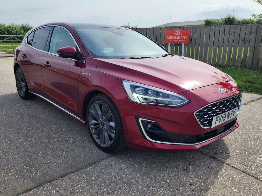 Ford Focus 1.0T Ecoboost Vignale Euro 6 S S Red