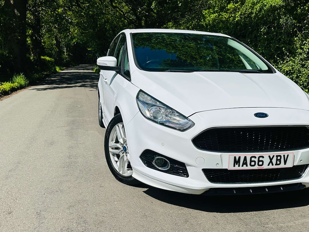 Ford S-Max 2.0 L Titanium Sport T White #2