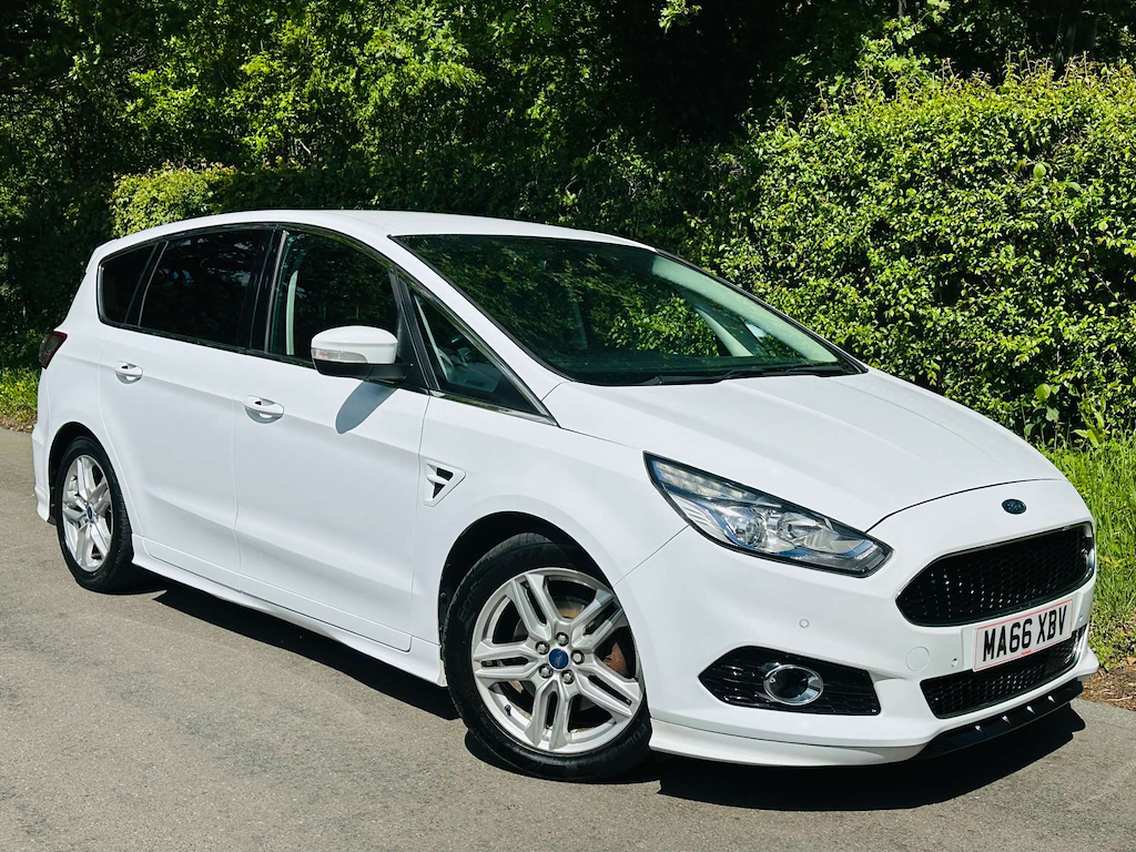 Ford S-Max 2.0 L Titanium Sport T White