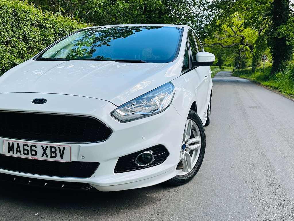 Ford S-Max 2.0 L Titanium Sport T White #4