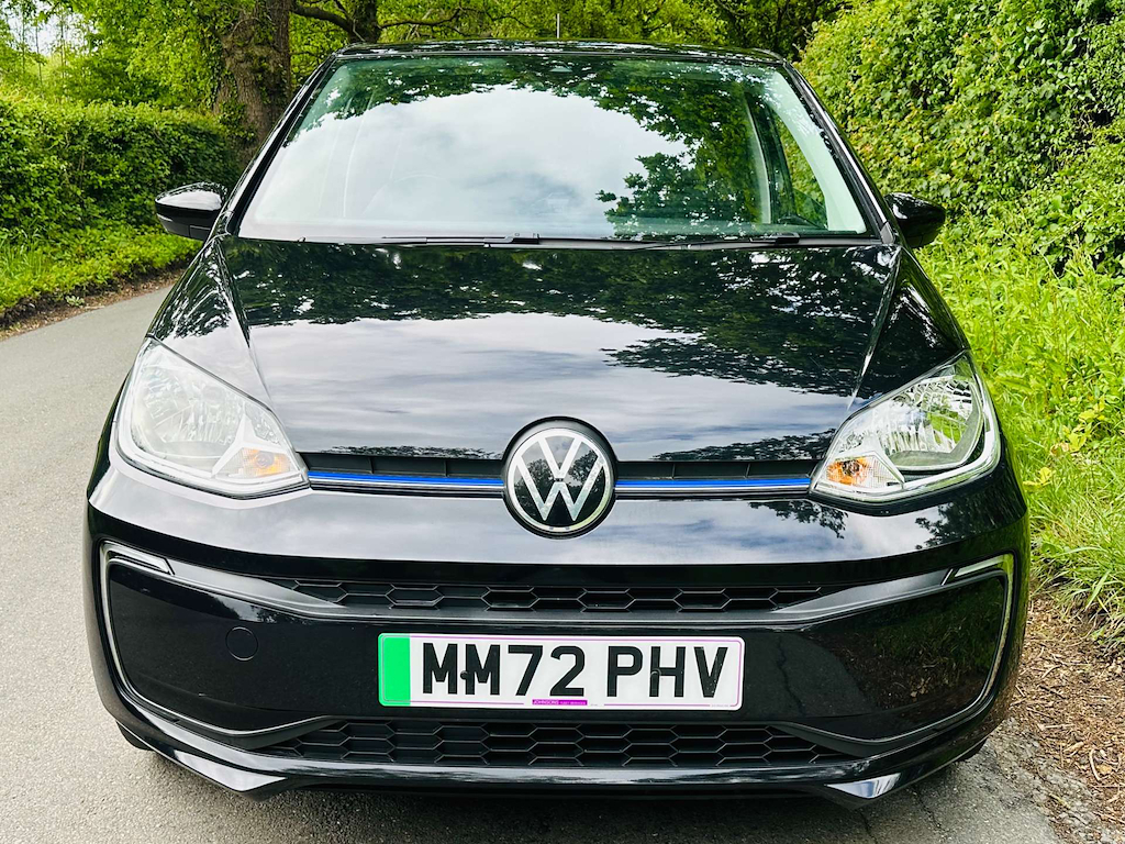 Volkswagen e-Up Hatchback MM72PHV Black #3