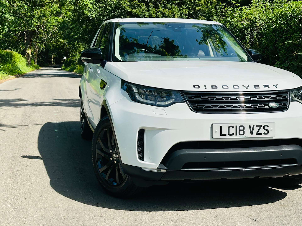 Land Rover Discovery 2.0 L Hse Si4 4Wd White #4