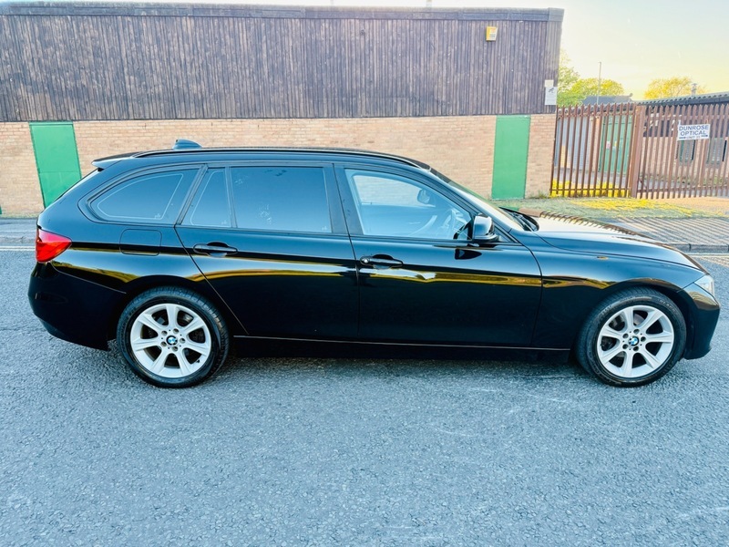 BMW 3 Series 316D Es Touring DF63KHZ Black #6