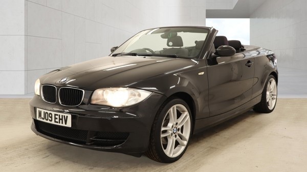 BMW 1 Series 118I Es MJ09EHV Black #2