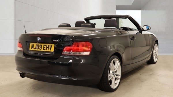 BMW 1 Series 118I Es MJ09EHV Black #5