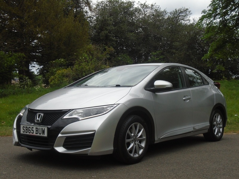 Honda Civic I-vtec S Silver #2
