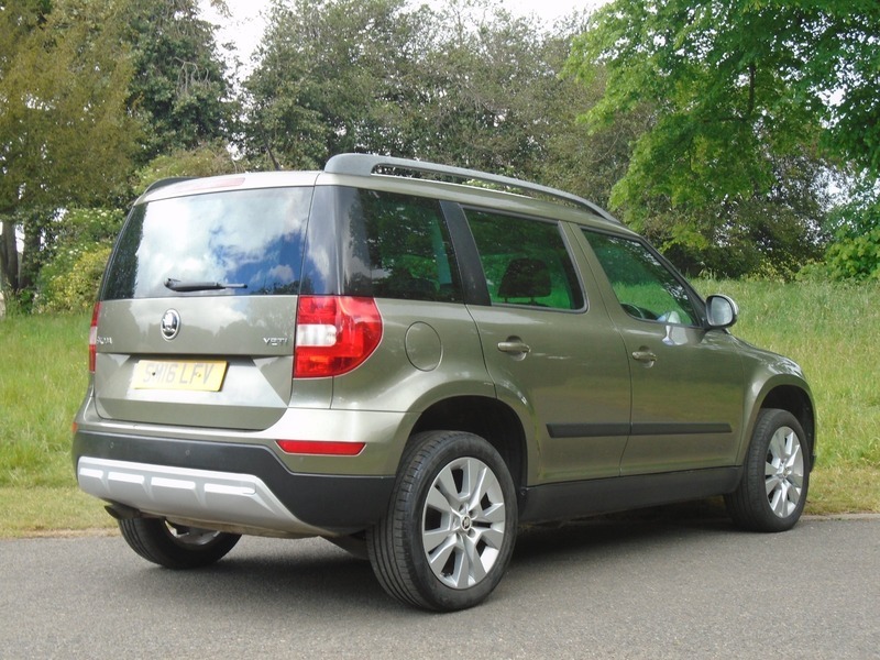 Skoda Yeti Outdoor Se L Tsi SM16LFV Green #4