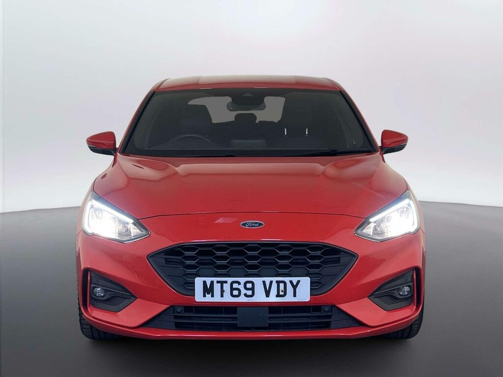 Ford Focus 1.5 Ecoblue St-line X Hatchback MT69VDY Red #3