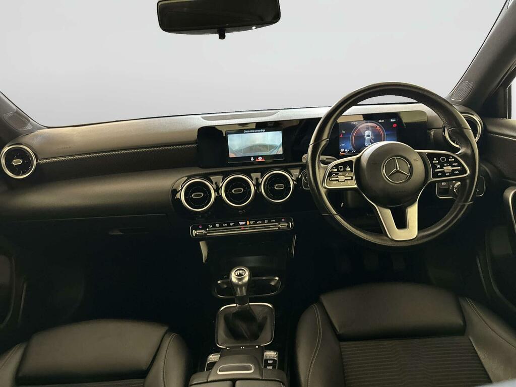 Mercedes-Benz A Class 1.3 A200 Sport Euro 6 Ss SM19SZT Blue #2