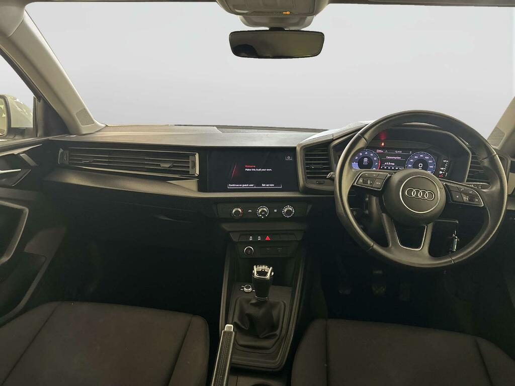 Audi A1 1.0 Tfsi 30 Technik Sportback Eu YE72OXH White #2