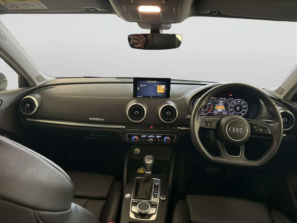 Audi A3 1.4 Tfsie 40 E-tron Sportback Plug-in H Black #2