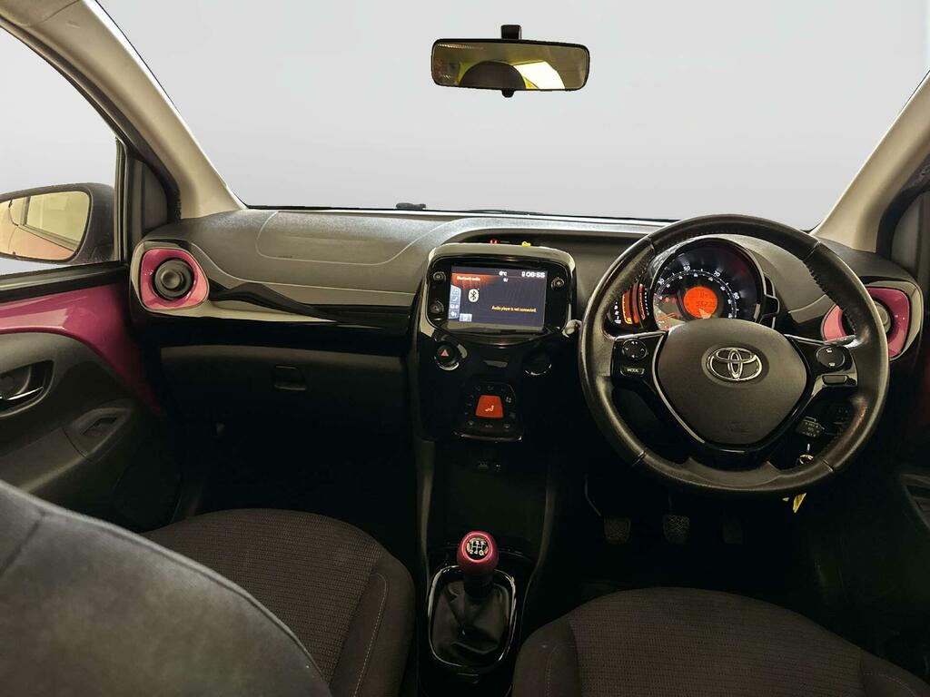 Toyota Aygo 1.0 Vvt-i X-cite Hatchback Euro UC10EEE Purple #2