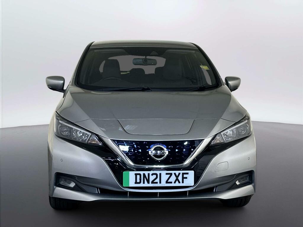 Nissan Leaf 62Kwh E N-connecta Hatchback 2 DN21ZXF Silver #3