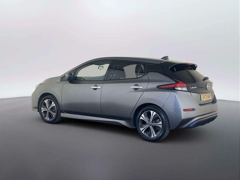 Nissan Leaf 40Kwh Tekna Hatchback 150 Ps DY71VKP Grey #6
