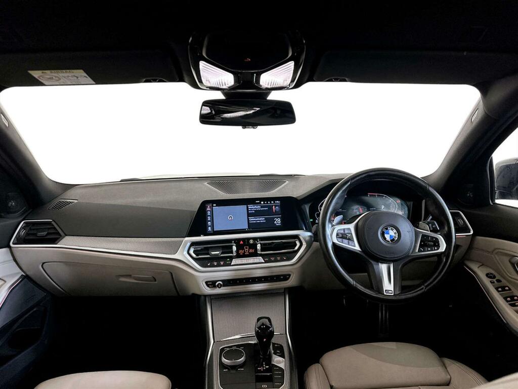 BMW 3 Series 2.0 320D M Sport Touring Xdrive Euro 6 Ss SN69FGC Black #2