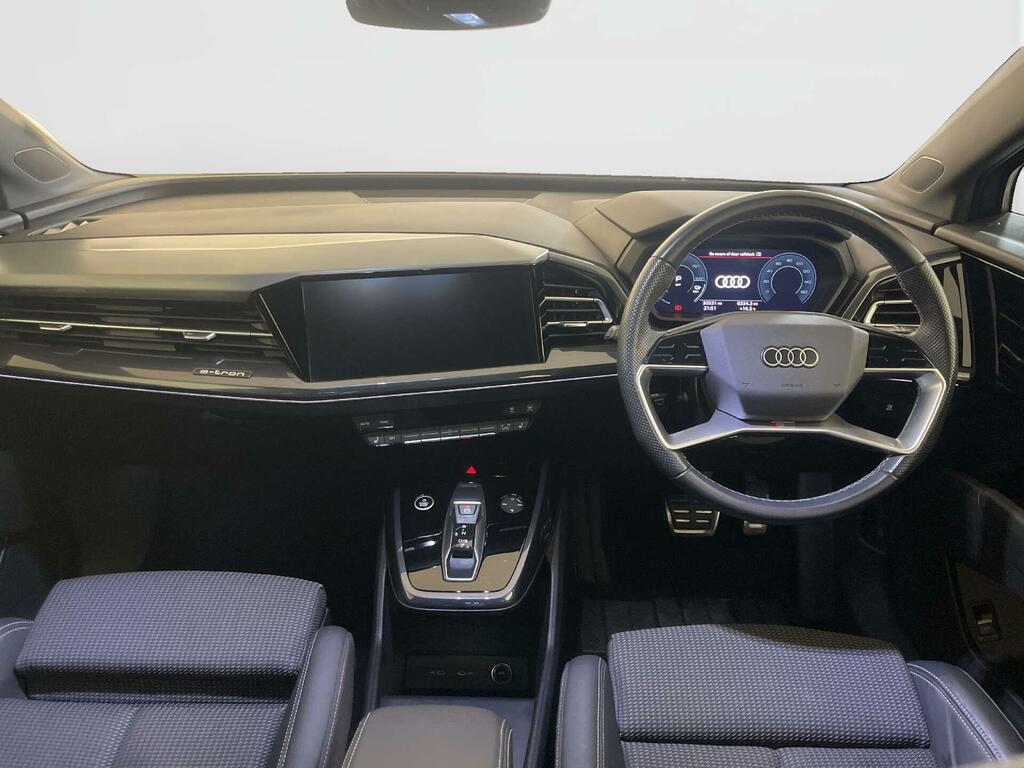 Audi Q4 E Tron 40 S Line Suv 82Kwh 204 Ps LS23XDJ Grey #2