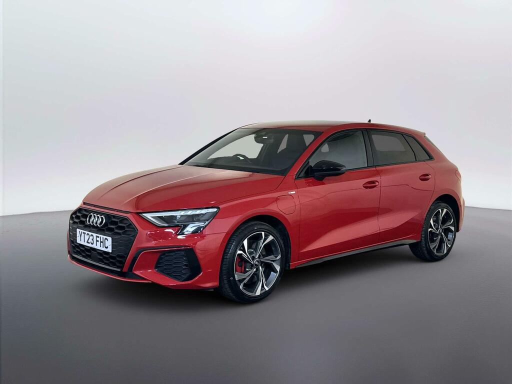 Audi A3 1.4 Tfsie 45 S Line Competition Sportback Petr YT23FHC Red #4