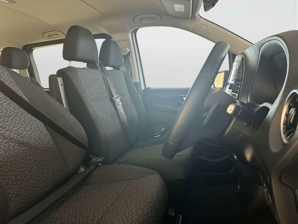 Mercedes-Benz eVito 116 E Progressive Silver #11