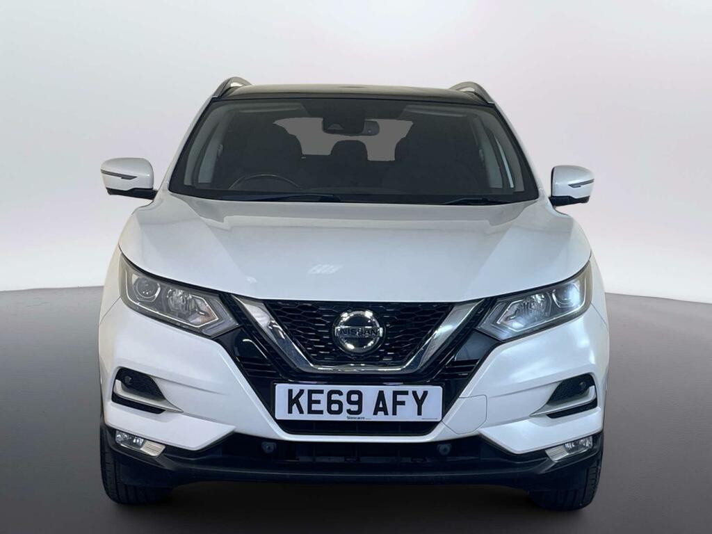 Nissan Qashqai 1.3 Dig-t N-connecta Suv Euro 6 KE69AFY White #3