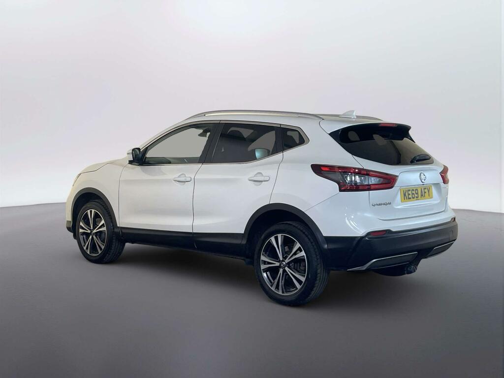 Nissan Qashqai 1.3 Dig-t N-connecta Suv Euro 6 KE69AFY White #6