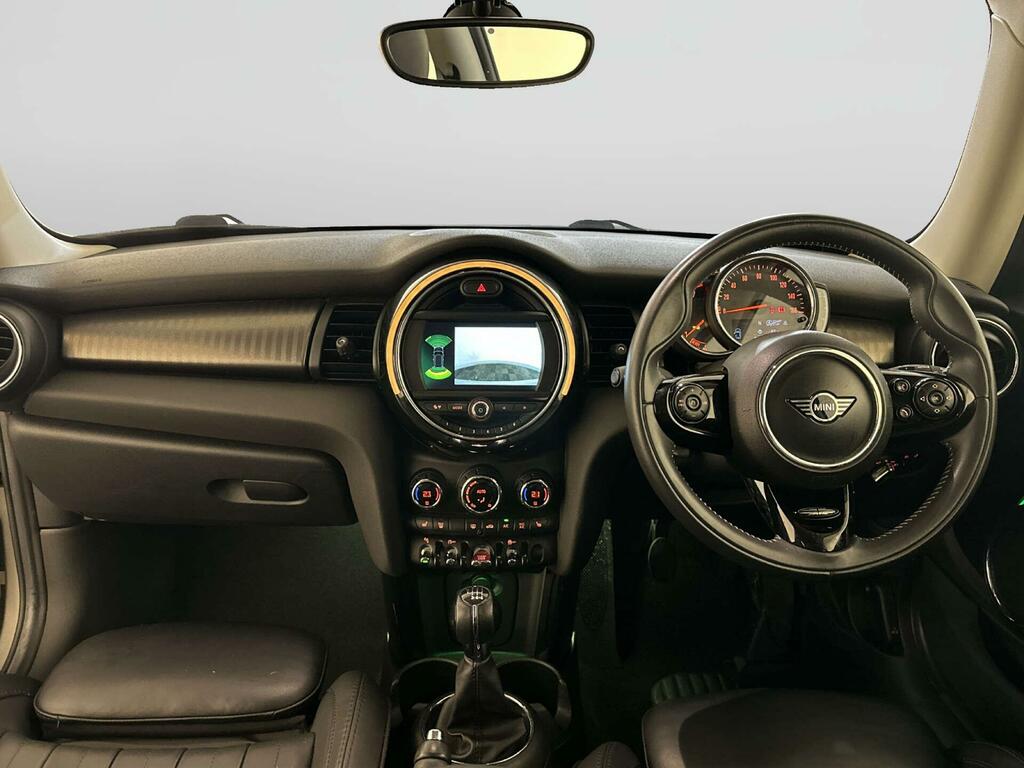 Mini Hatch 1.5 Cooper Exclusive Hatchback E SC19XGB Silver #2