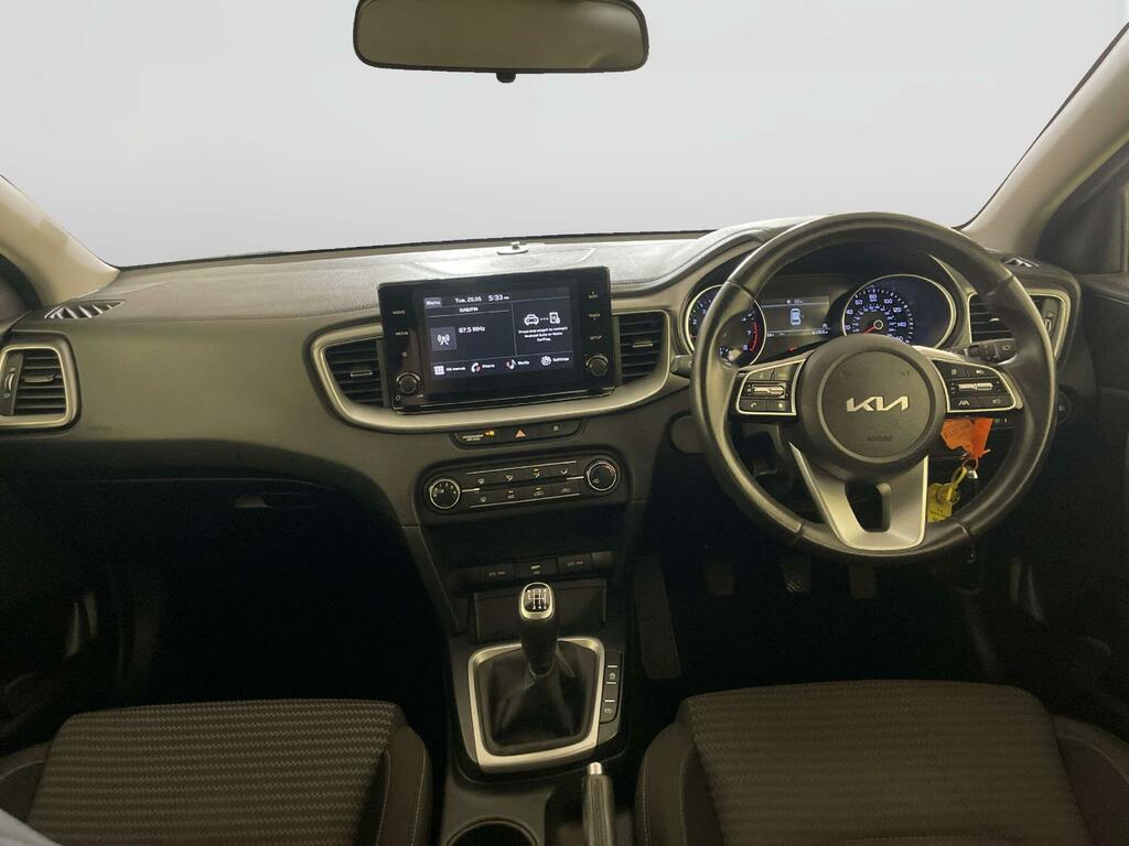 Kia Ceed 1.0 T-gdi 2 Hatchback Euro 6 S RJ22HGE Grey #2