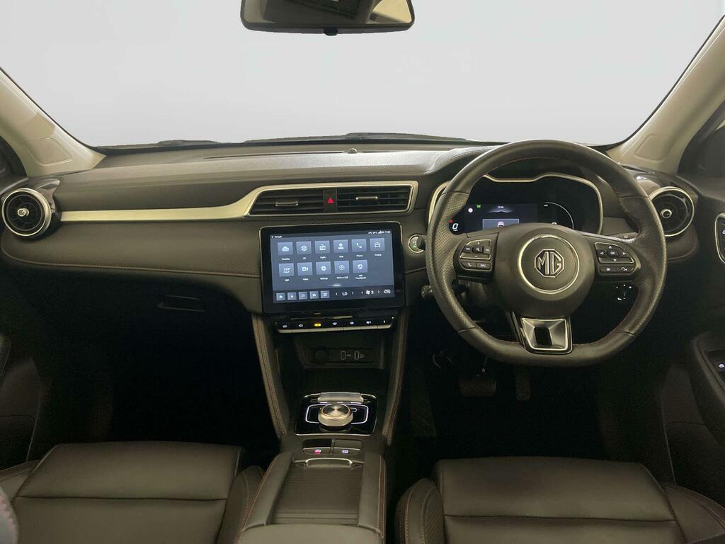 MG ZS 51.1Kwh Trophy Connect Suv 176 EF23USP White #2