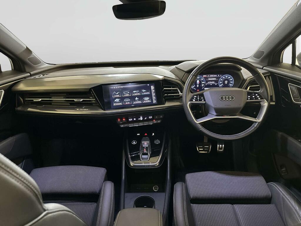 Audi Q4 E Tron 35 S Line Suv 55Kwh 170 Ps DF71NYB Grey #2