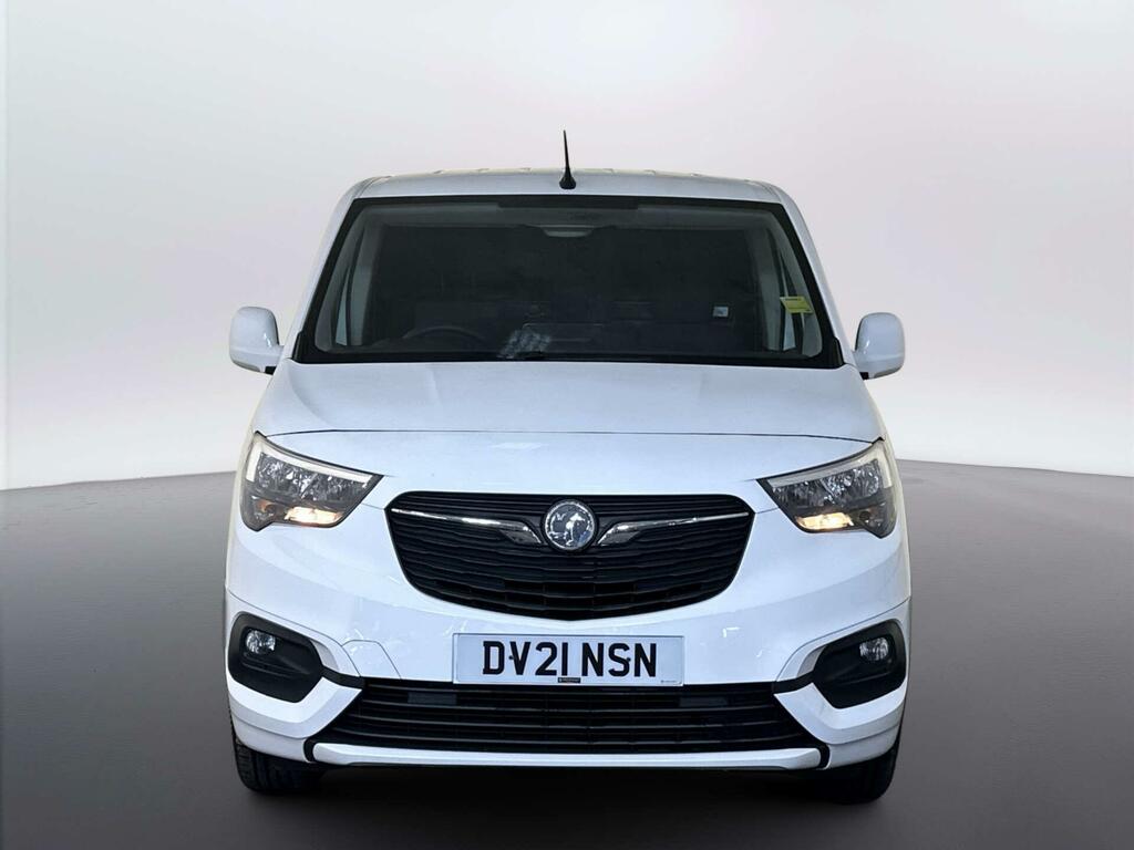 Vauxhall Combo 1.5 Turbo D 2300 Sportive Panel Van Man DV21NSN White #3