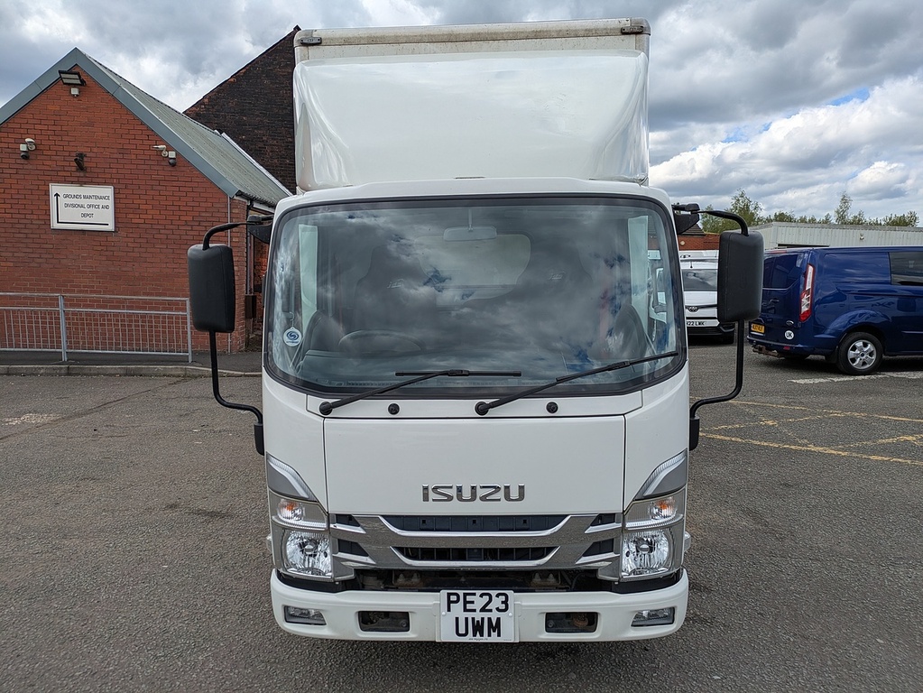 Isuzu D N35 PE23UWM White #2