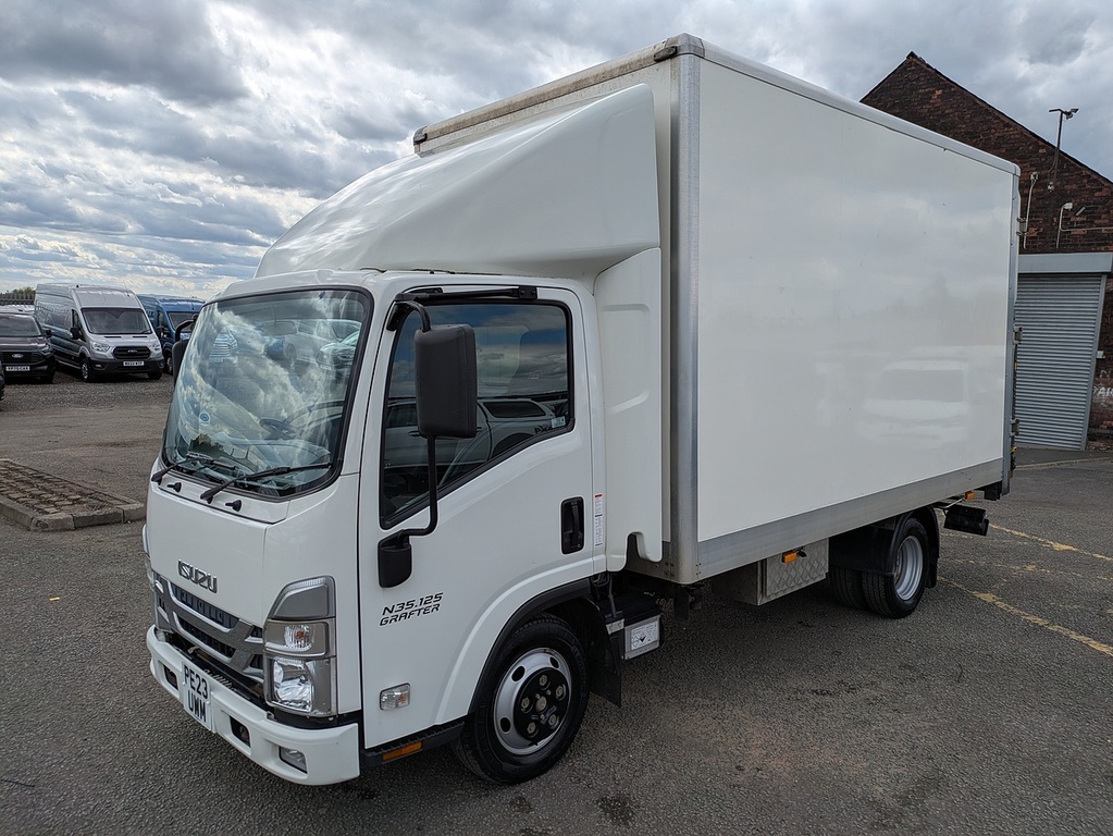 Isuzu D N35 PE23UWM White #3