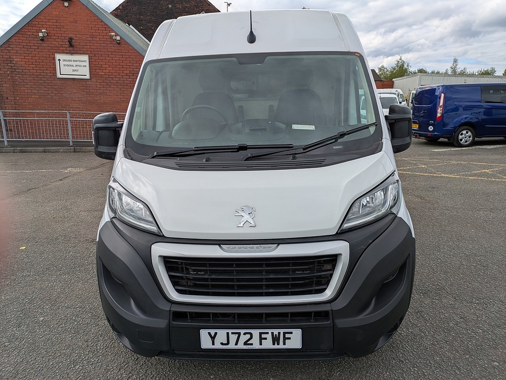 Peugeot Boxer Bluehdi 435 Professional YJ72FWF White #2