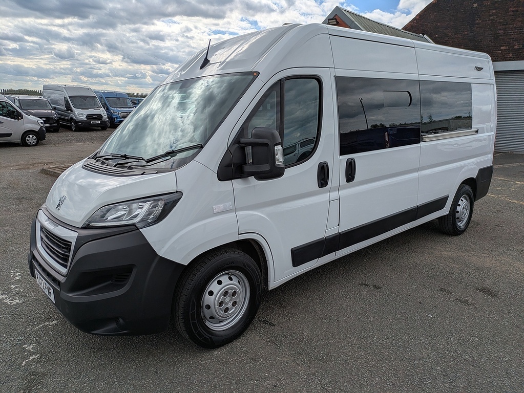 Peugeot Boxer Bluehdi 435 Professional YJ72FWF White #3