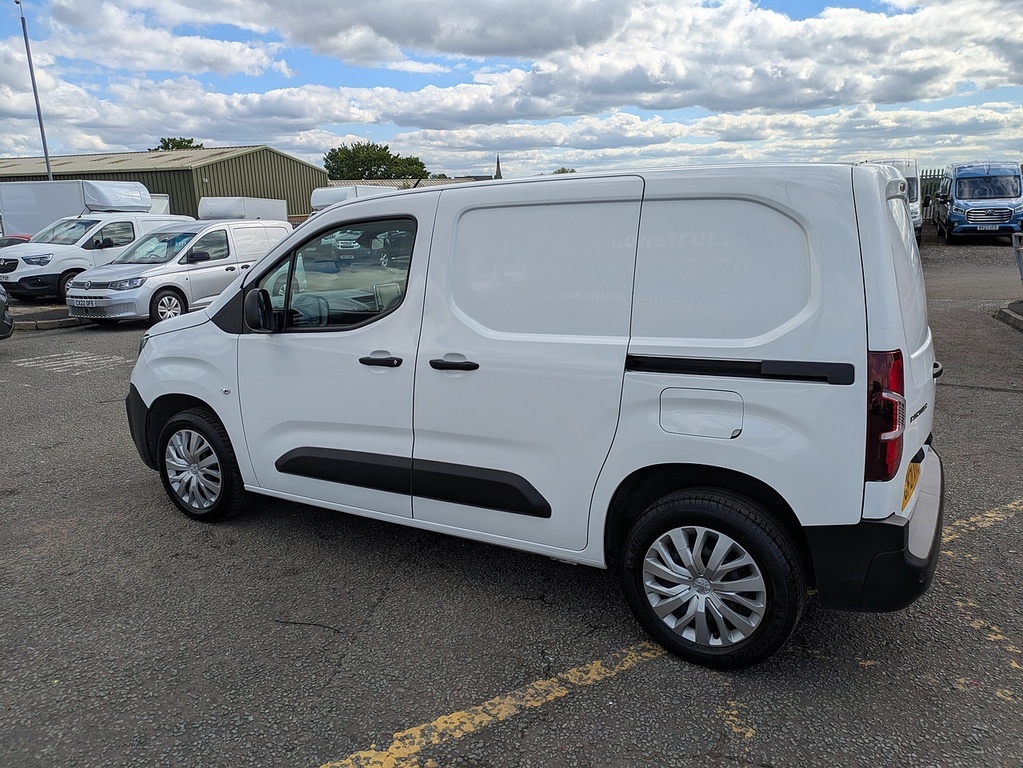 Peugeot Partner Bluehdi 1000 Professional White #4