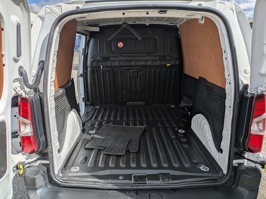 Peugeot Partner Bluehdi 1000 Professional White #6
